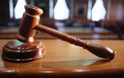 Kezdődik a tárgyalás az alkotmányos rend erőszakos megváltoztatásával vádoltak ügyében