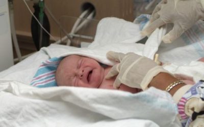 Egészségügyi miniszter: Talán nem lett volna ekkora botrány, ha a szülészek beszélnek a veszteségről az édesanyával