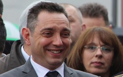 Gašić és Vulin is többet keres, mint eddig