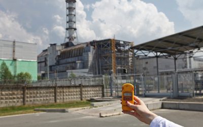 Eltalálták a csernobili atomerőmű védőburkolatát: Katasztrófától tart az ENSZ