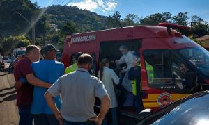 brazil ovoda késes támadás