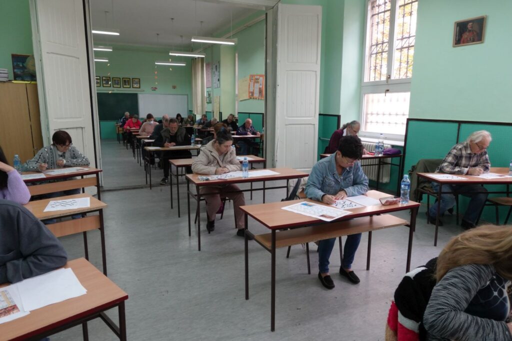 A 7. Vajdasági Keresztrejtvény- és Sudokufejtő Versenyt Magyarkanizsán rendezték meg (Fotó: Puskás Károly)