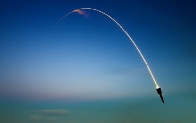 Észak-Korea több mint kétszáz lövedéket lőtt Dél-Korea irányába