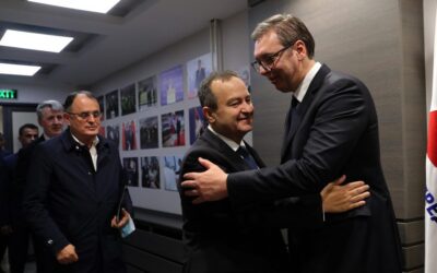 A szocialisták a kormányfő lemondása ellenére is folytatják az együttműködést a haladókkal