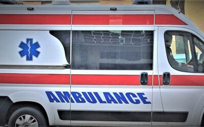 Frontálisan ütközött két busz, ketten meghaltak, sok a sérült