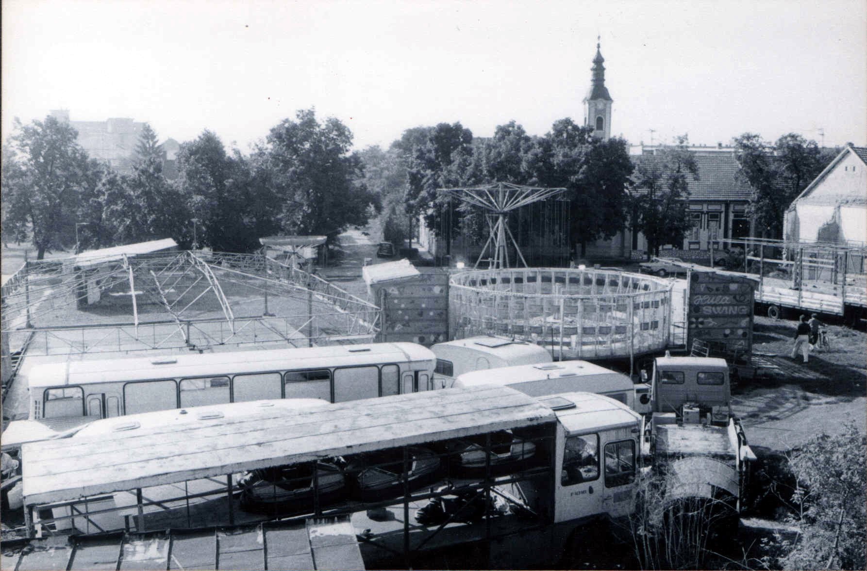 A vidámpark Zentára érkezett (Stevan Kragujević Štica gyűjteményéből)