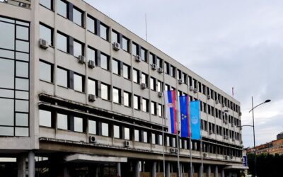 Tüntetéssel tervezik megakadályozni Újvidék új polgármesterének a megválasztását