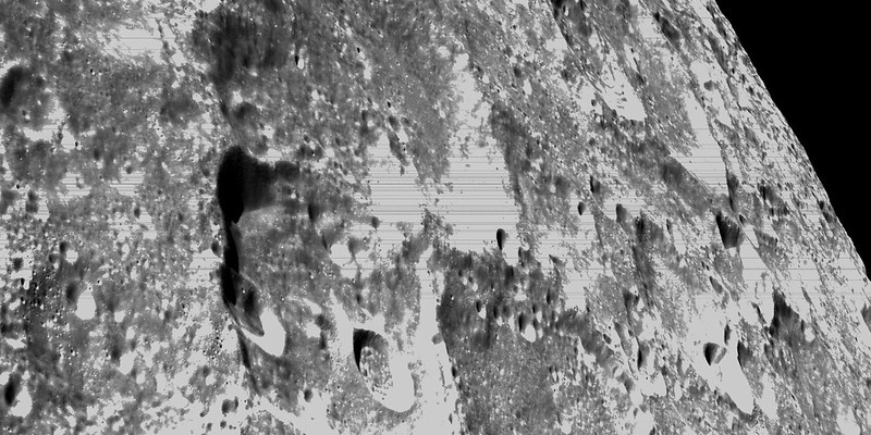 Kéznyújtásnyira a Hold (Fotó: NASA)