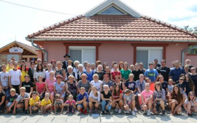 A nagycsaládban élők könnyebben érvényesülnek Húszéves a Vajdasági Nagycsaládos Egyesületek Szövetsége – nehézségekről, feladatokról, célokról