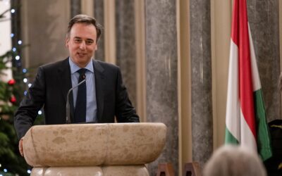 Pressman: Orbán képzeletbeli ellenfelek és képzeletbeli magyargyűlölet ellen folytat képzeletbeli külpolitikát