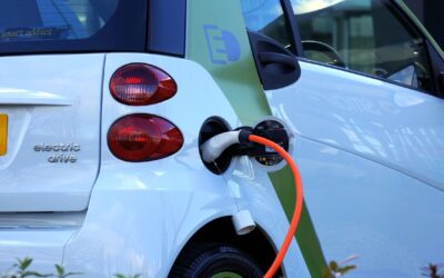Ennyivel támogatja az állam, ha elektromos vagy hibrid autót vásárol!