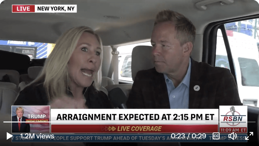 Marjorie Taylor Greene georgiai képviselő autós interjúban hasonlította Trumpot a dél-afrikai szabadságharcos Nelson Mandelához, sőt egyenesen Jézushoz. (Twitter)