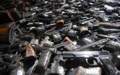 Eltűntek a rendőrállomásról a pisztolyok, amiket a polgárok beszolgáltattak