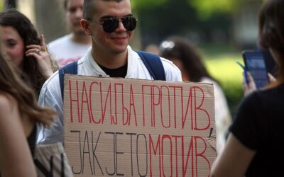 Több mint ezer akadémikus, professzor és tanár támogatja a Szerbia az erőszak ellen tüntetéssorozatot