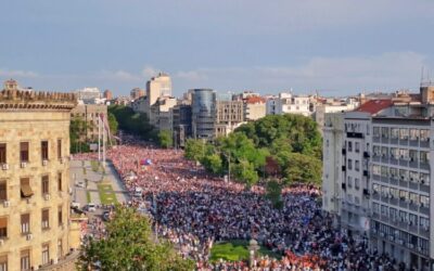 ”Miként őrizzük meg a nyár folyamán az eddigi tüntetési kedvet?” Szeptembertől ismét a teljes tömeget várják az utcákra