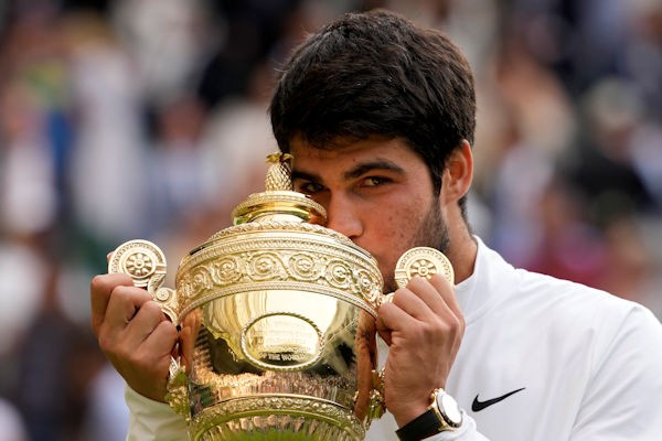 Carlos Alcaraz a wimbledon serleggel. 2023. július 16. (Fotó: Kirsty Wigglesworth/AP/Beta)