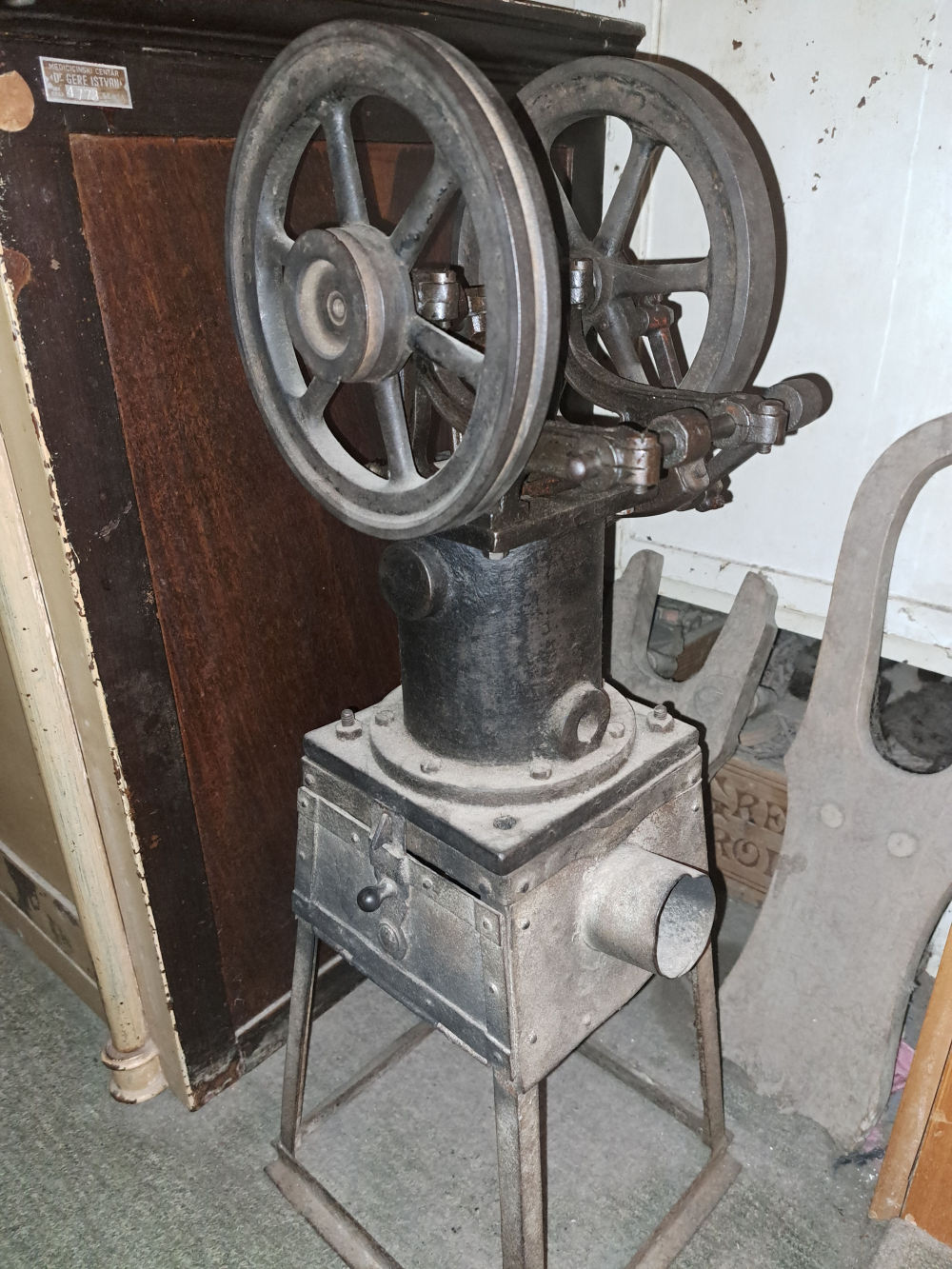 A hőléggép, melyet a gőzgép legyőzött – az augusztus végi rendezvényen beüzemelik!