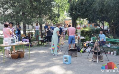 Több mint százhúszezer dinár gyűlt össze a szabadkai jótékonysági bazáron (Fotók)