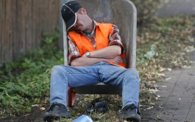Ennyit dolgoznak egy héten az EU-ban