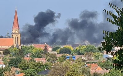 Kigyulladt egy ház Szabadkán, sűrű füst terjeng a városrészben