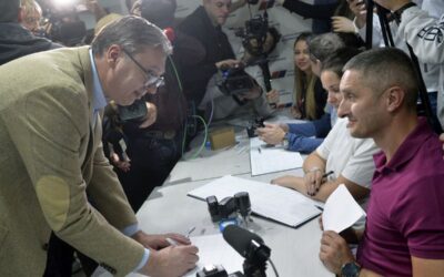 A Szerb Haladó Párt elkezdte gyűjteni a támogatói aláírásokat