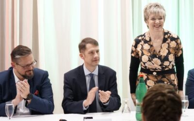 A VMSZ három politikusa eddig huszonkétezer eurót költött Facebook-hirdetésre