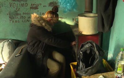 Így segíthetnek a kiskorú lányon, akinek haladó nagygyűlésekre kellett járnia és most áram nélkül él