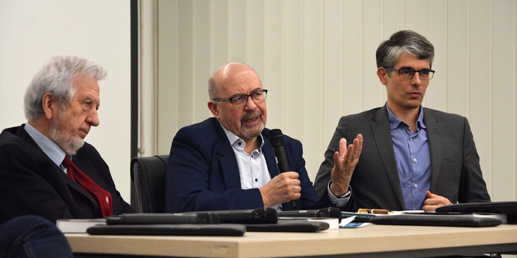 Markó Béla az RMDSZ korábbi elnöke beszél a Veritas Intézet kerekasztal-beszélgetésén Budapesten, 2024. január 12-én (Fotó: Szappanos Veronika/SZMSZ)