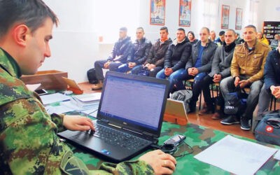 A középiskolások jelentkezését várja a katonaügyosztály