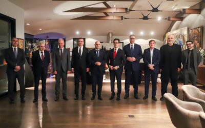 Alex Sorossal pózolt a szerb elnök