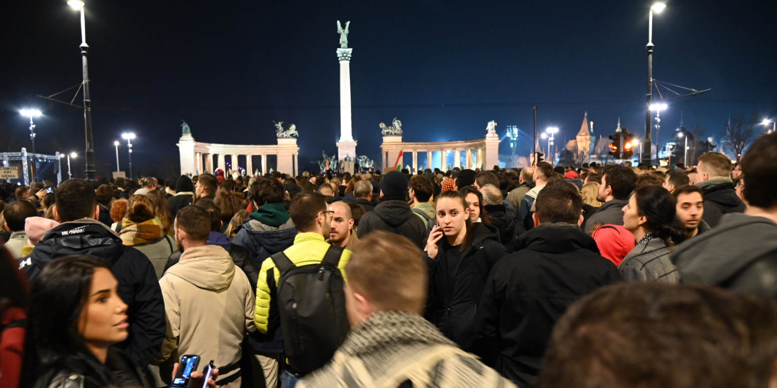 A gyerekekért és az áldozatokért tüntettek. Budapest, Hősök tere, 2024. február 16. (Fotó: Szappanos Veronika/SZMSZ)