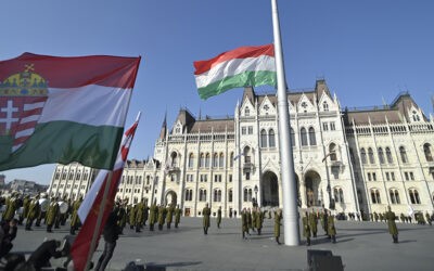 Folynak az ünnepi programok Budapesten Magyar Péterre figyelnek legtöbben – Helyszíni tudósítónktól