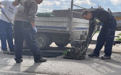 Útjavítókat vadásztunk – betömték a kátyúkat Szabadkán a Bajai úton