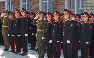 Az orosz középiskolásoknak már azt tanítják, hogy Ukrajna és a NATO akarta megtámadni Oroszországot