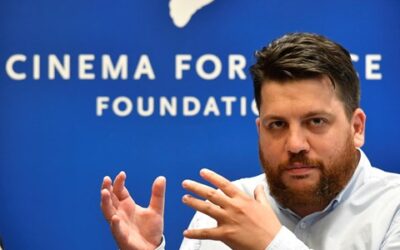 Kalapáccsal támadták meg Navalnij közeli munkatársát