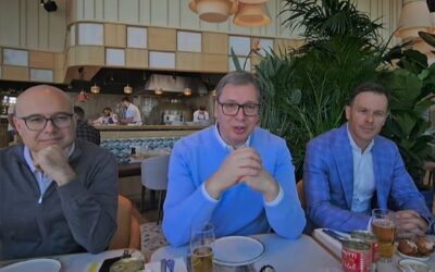 Jamie Oliver belgrádi éttermében ebédelt Vučić, próbálja kideríteni ki lesz a kormányfő