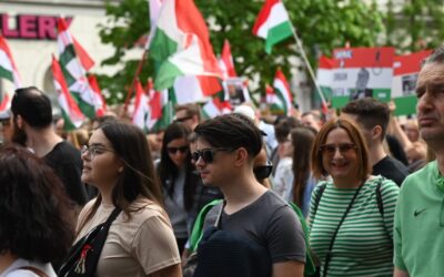 „Ma még ki lehet szállni a bűnözők közül” Sokan voltak Magyar Péter budapesti tüntetésén