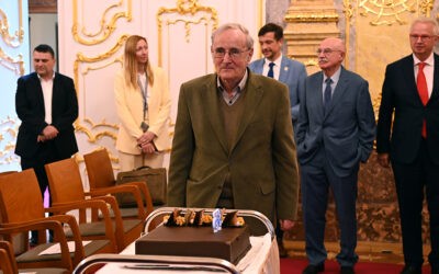 Nemzetközi jogtól a szépirodalomig Várady Tibor 85. születésnapján köszöntötték Vajdaság kiemelkedő nemzetközi jogászát Budapesten
