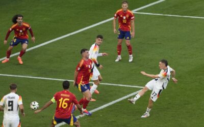 Kiesett a házigazda, négy között a spanyolok