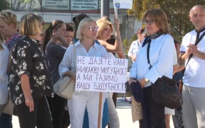 Belgrádba mentek tüntetni az óvónők