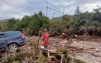 Szerbiai mentőcsapat is keresi a boszniai áradásokban eltűnt személyeket (Fotók)