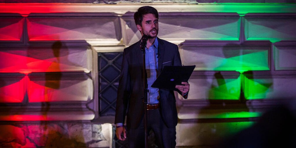 A Momentum rendezvénye a Magyar Rádió épületénél 2024. október 23-án (Fotó: Momentum/Facebook)