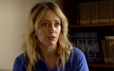 Ellenzéki képviselő lett a tanárnőből, kirúgták