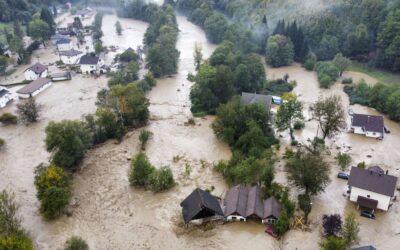 Csecsemő mentette meg az egész családot Sírása felébresztette őket, 20 percen belül minden víz alatt volt