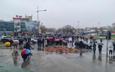 Szombaton „Szabadságmenet” az újvidéki vasútállomáshoz