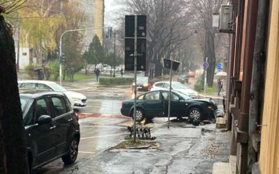 Háznak csapódott egy autó Szabadka központjában