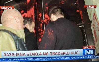 Könnygázt vetettek be a tüntetők ellen