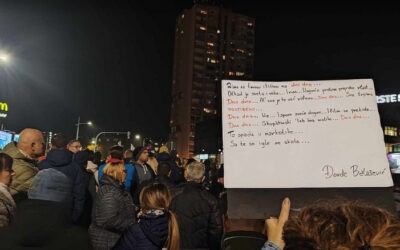 Újvidéki tüntetés: Mi mindannyian az „előtető” alatt vagyunk