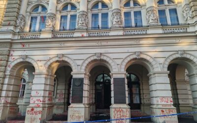 Ki fogja felújítani az Újvidéki Városháza épületét? Felfüggesztették a versenypályázatot, nem jelentkezett megfelelő ajánlat