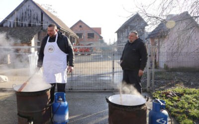 Szombaton is főznek a gazdák a tüntető diákoknak